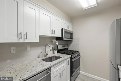 5924 Cove Landing Rd unit 301, Burke, VA 22015 - photo 3