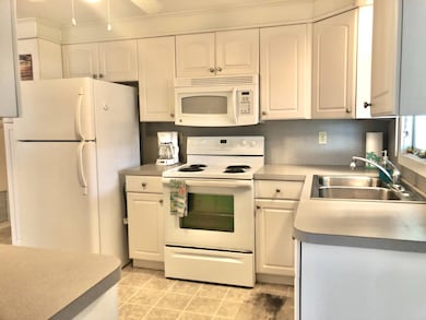 3110 Saralake Blvd, Sarasota, FL 34239 - photo 4