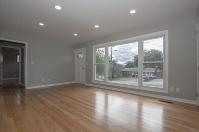 1417 Valley View Dr, Johnson City, TN 37601 - photo 6