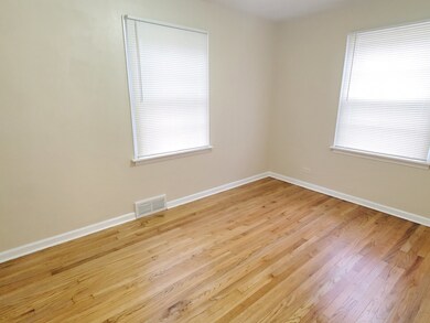 1924 Pearsall Pkwy, Waukegan, IL 60085 - photo 7