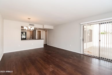 534 N Granite St, Gilbert, AZ 85234 - photo 6