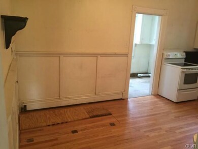 523 W Lafayette St, Easton, PA 18042 - photo 7