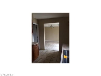 1821 E 298th St, Wickliffe, OH 44092 - photo 6