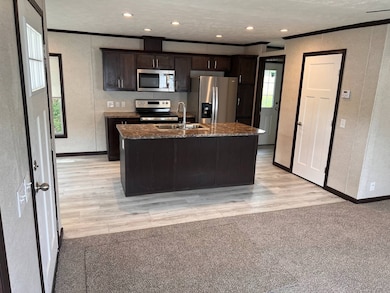 34 Jefferson Estates unit 34, Waynesburg, PA 15370 - photo 2