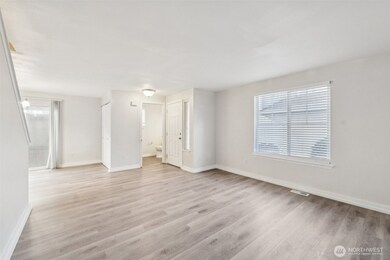 2805 9th St SE, Puyallup, WA 98374 - photo 3