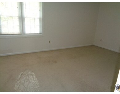 152 Laurelwood Dr unit 152, Hopedale, MA 01747 - photo 6