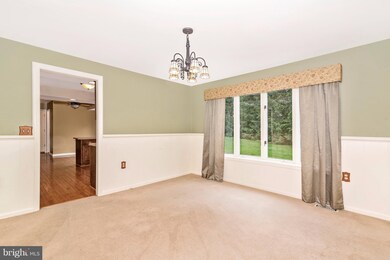 6594 Streamwood Ct, Sykesville, MD 21784 - photo 5