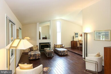 9541 Ash Hollow Place, Montgomery Village, MD 20886 - photo 5