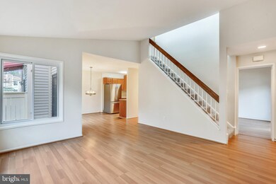 20227 Gentle Way, Montgomery Village, MD 20886 - photo 5