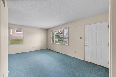 1605 12th Ave SW, Cedar Rapids, IA 52404 - photo 4