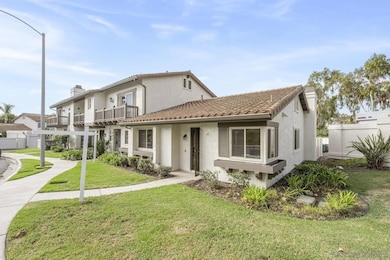 6915 Pear Tree Dr, Carlsbad, CA 92011 - photo 2