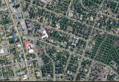 213 E 11th St, Southport, NC 28461 - photo 2