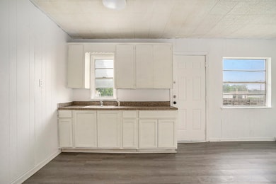 1708 Redwood Dr unit 1706, Cleburne, TX 76033 - photo 6