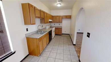 644 Villa Romero Dr, El Paso, TX 79928 - photo 4