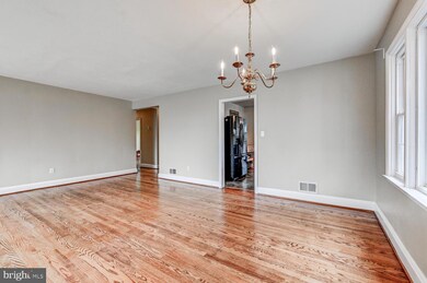 3925 Dance Mill Rd, Phoenix, MD 21131 - photo 7