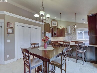 3773 10th St, Hubbard, OR 97032 - photo 7