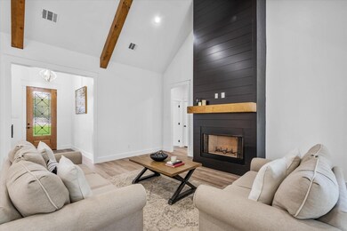 1799 W J e Woody Rd, Springtown, TX 76082 - photo 5