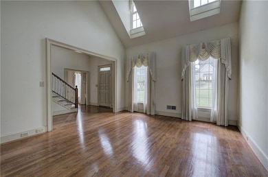 302 Chase Ln, Marietta, GA 30068 - photo 5