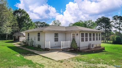 2020 Pleasant View Rd NE, Fort Payne, AL 35967 - photo 2