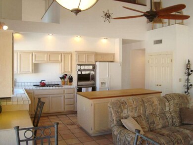 04 Rock Wren Kitchen