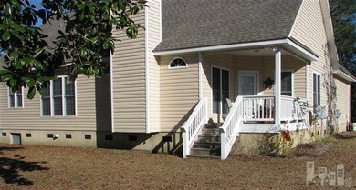 511 S Mcneil St, Burgaw, NC 28425 - photo 4