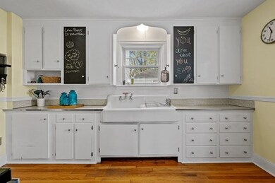 295 Beverly Rd, Worcester, MA 01605 - photo 4