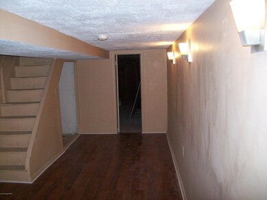 619 Main St unit B, Stroudsburg, PA 18360 - photo 7