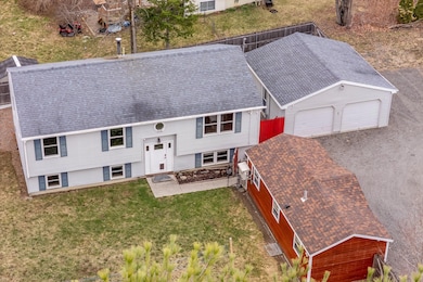 2-web-or-mls-113-yankee-ave
