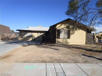 1013 Griscom Ct, Las Vegas, NV 89145 - photo 3