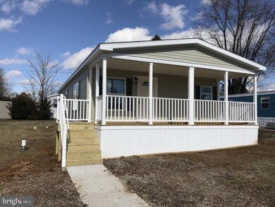 57 Violet Dr, Honey Brook, PA 19344 - photo 2