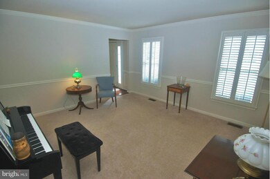 11943 Galaxy Ln, Bowie, MD 20715 - photo 5