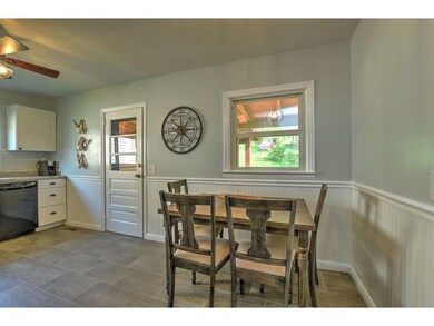 415 W Poplar St, Johnson City, TN 37604 - photo 6