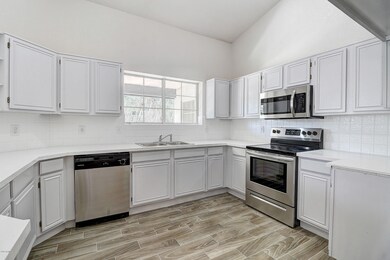 2318 N 27th Place, Phoenix, AZ 85008 - photo 7