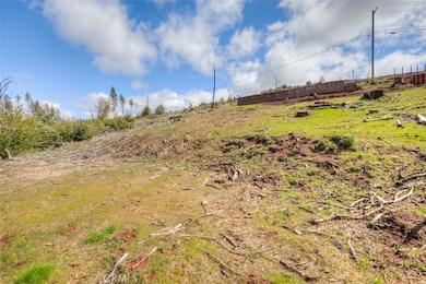 5881 Oakmore Dr, Paradise, CA 95969 - photo 7