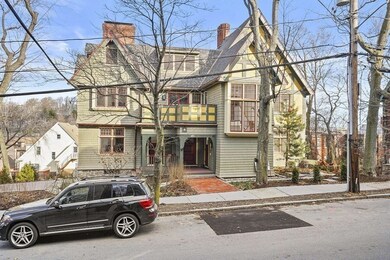 165 Winthrop Rd unit A, Brookline, MA 02445 - photo 7