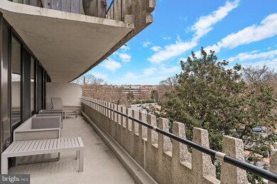 Watergate West Residences unit 403, Washington, DC 20037 - photo 3