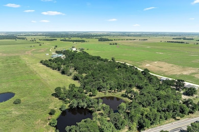 463 County Road 436, Thorndale, TX 76577 - photo 3