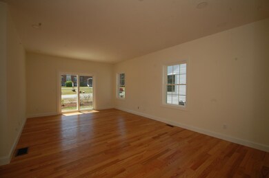22 Angel Point Cir unit 16B, Goffstown, NH 03045 - photo 3