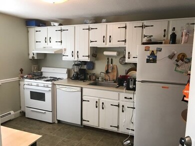 1 19th St unit 6, Lowell, MA 01850 - photo 4