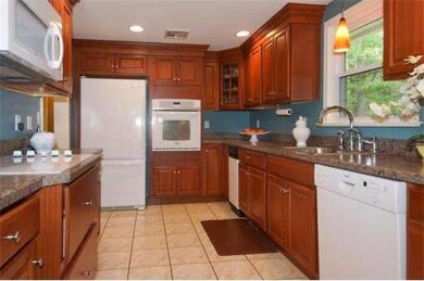 8 Highland Way, Burlington, MA 01803 - photo 4