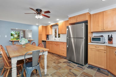 101 Soundview Ave, Fairfield, CT 06825 - photo 7