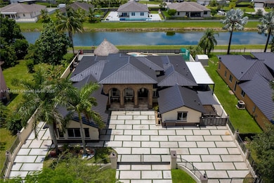 19686 SW 130 Avenue Rd, Miami, FL 33177 - photo 2