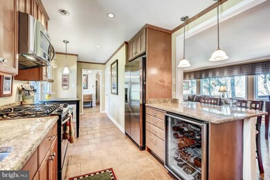 8818 Wolverton Rd, Parkville, MD 21234 - photo 5