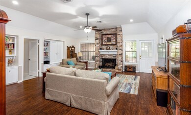 1700 Cedar Dr, Richmond, TX 77469 - photo 2