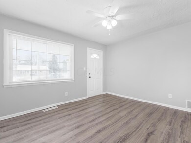 i_855_Colton011