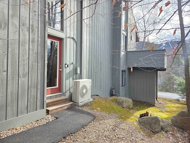 11 Big Rock Rd unit 3, Lincoln, NH 03251 - photo 4