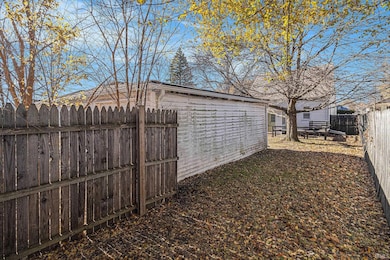 714 S 27th St, South Bend, IN 46615 - photo 2