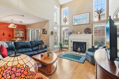 505 Citadel Cir unit 2, Westmont, IL 60559 - photo 4