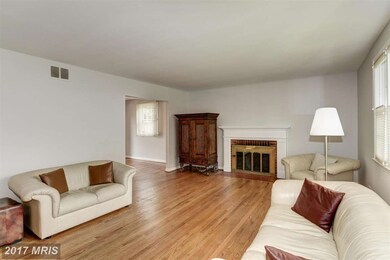 4302 Frankfort Dr, Rockville, MD 20853 - photo 6