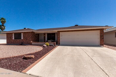 2433 S Tulip, Mesa, AZ 85209 - photo 3